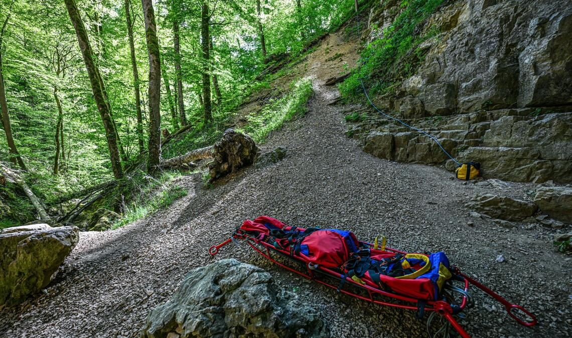 Der Wanderer konnte nur noch tot aus der Höhle geborgen werden.