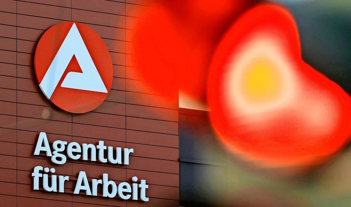 Der Weg auf den Arbeitsmarkt beschleunigt sich für Migranten, wenn sie die deutsche Sprache beherrschen.