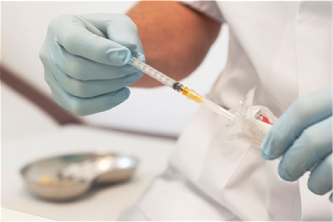 Inzidenz liegt leicht über dem Vorjahresniveau Der Weg aus der Pandemie: Bis jetzt ist das Impfen das einzige Mittel gegen einen schweren Covid-19-Verlauf und damit gegen eine mögliche Überlastung des Gesundheitssystems. Archivfoto: Fotomoment