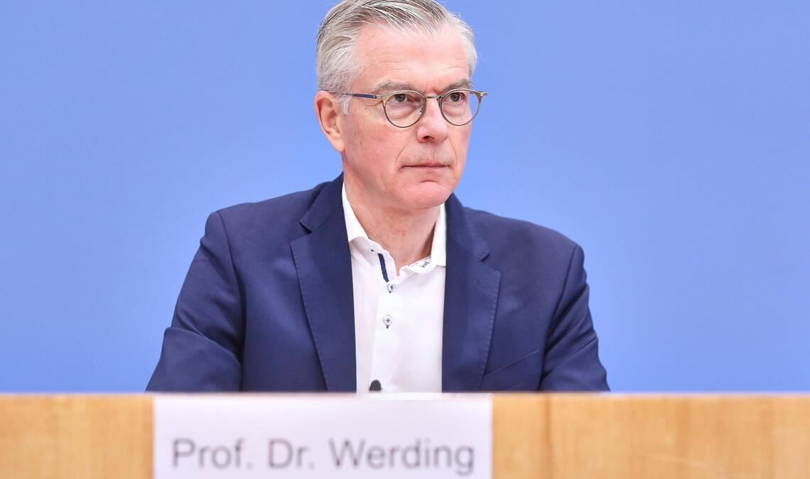 Der Wirtschaftsweise Martin Werding hält nicht besonders viel von dem SPD-Vorschlag für eine Gesundheitsabgabe auf Kapitaleinkünfte.