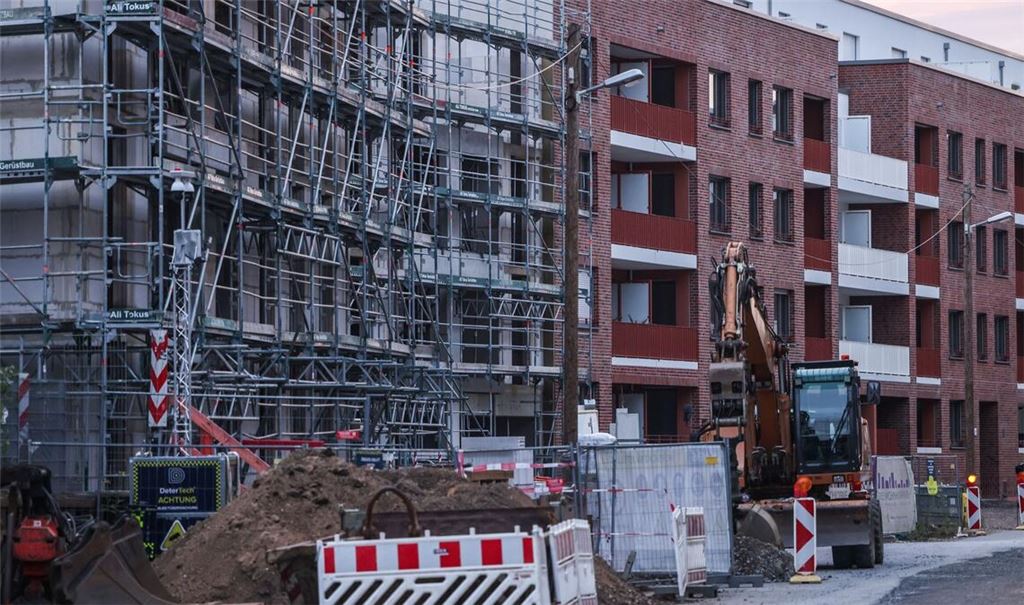 Der Wohnungsbau in Mehrfamilienhäusern stagniert.  (Archivbild)
