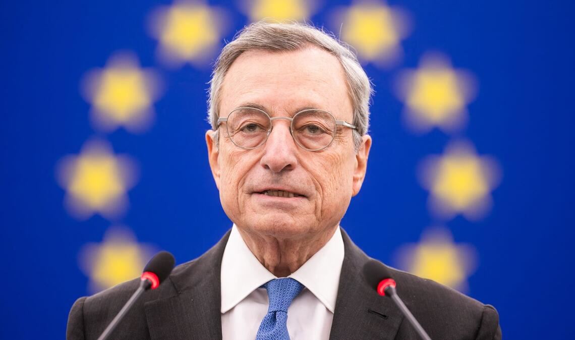 Der ehemalige Präsident der Europäischen Zentralbank (EZB) und frühere italienische Ministerpräsident Mario Draghi wird mit dem Karlspreis 2026 ausgezeichnet (Archivbild).