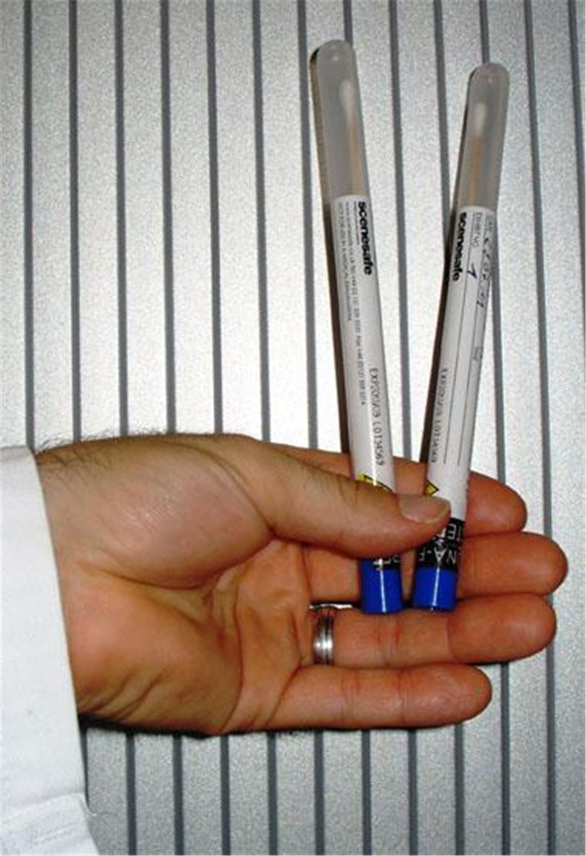 Der entscheidende Beweis: die DNA-Probe des tatverdächtigen Hundes. Foto: privat