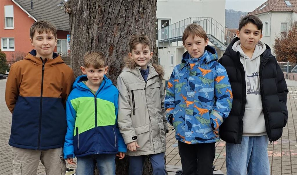 Der erfolgreiche Schach-Nachwuchs der Schachfreunde Illingen: Lukas und Hannes Gaupp, Gabriel Cicchetti, Leopold Wünsch sowie Liburn Hajzeri.Foto: privat
