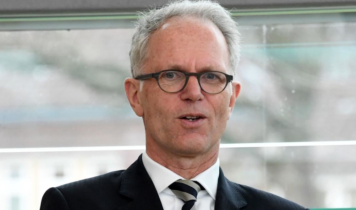 Der für Start-ups zuständige Staatssekretär Udo Philipp steht wegen des Umgangs mit Unternehmensbeteiligungen in der Kritik.