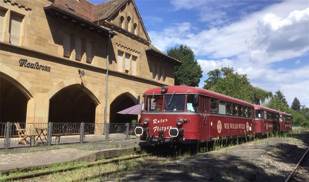 Der historische Schienenbus „Kloster Flitzer“ am Stadtbahnhof Maulbronn. Foto: VCD