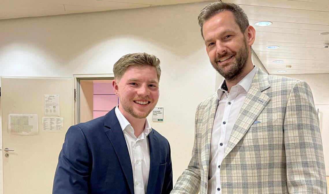 Der neue Direktabgeordnete des Enzkreises im Landtag, Nico Gunzelmann (li.), mit Landrat Bastian Rosenau. Foto: privat