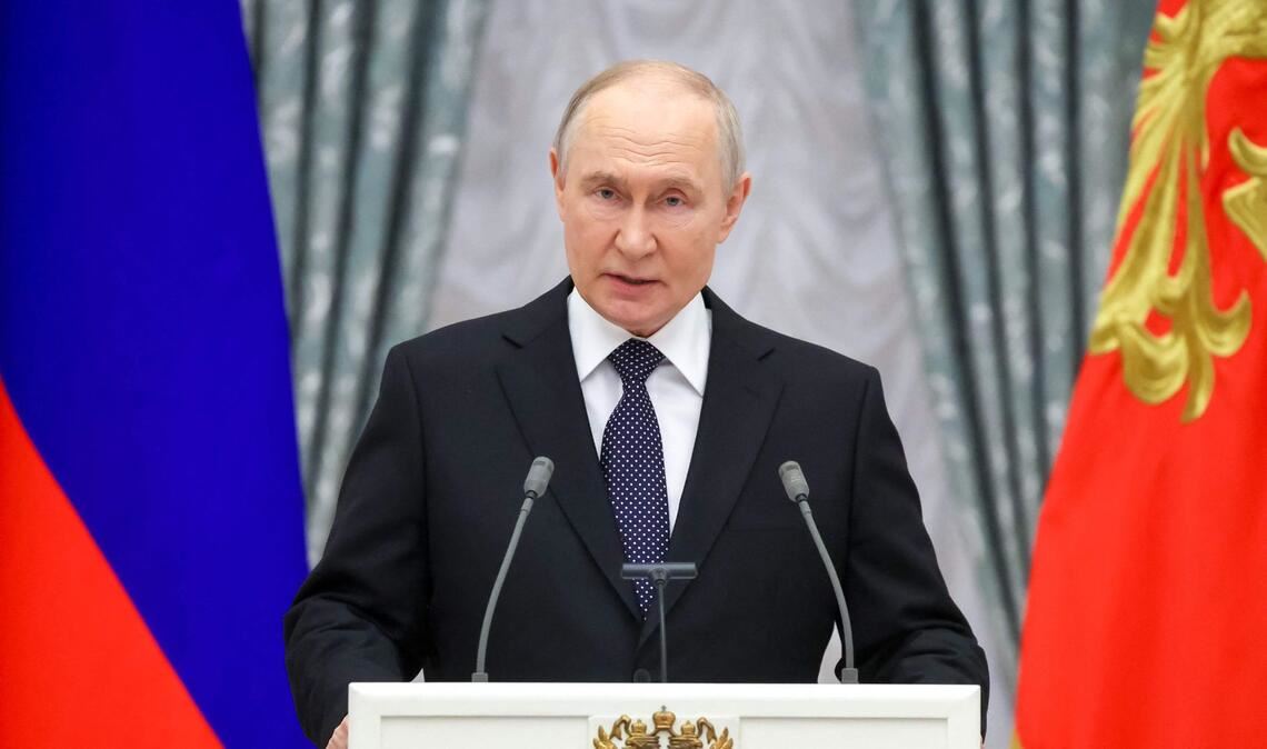 Der russische Präsident Wladimir Putin. Der Kreml will mit neuen finanziellen Anreizen weitere Kämpfer für seinen Krieg in der Ukraine anwerben (Archivfoto).
