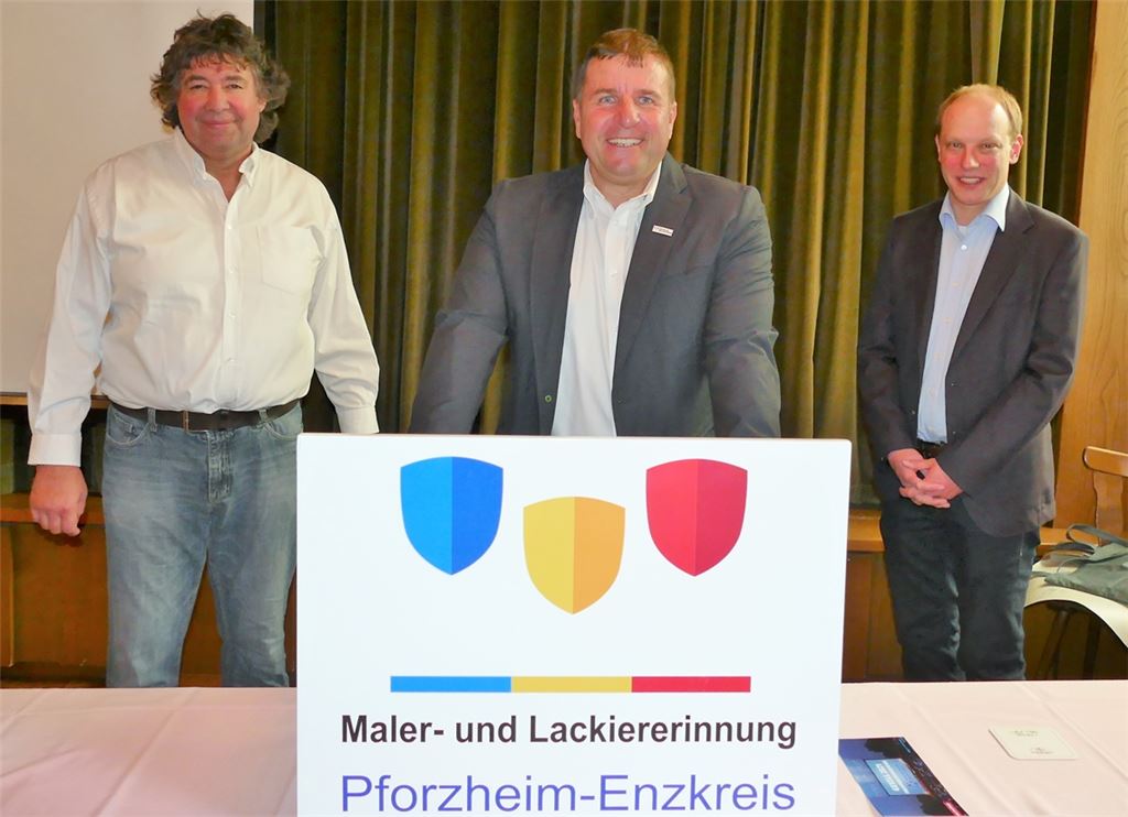 Der stellvertretende Obermeister Eric Schach, Obermeister Heiko Seiter und der Geschäftsführer des Landesinnungsverbandes, Jens Schmitt (v.li.). Foto: Peche