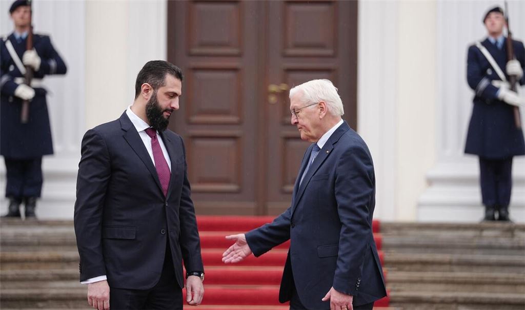 Der syrische Übergangspräsident Ahmed al-Scharaa ist am Montagmorgen von Bundespräsident Frank-Walter Steinmeier empfangen worden.