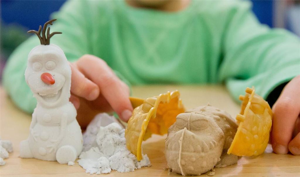 Derzeit ist Vorsicht mit Spielsand für den Innenbereich geboten.