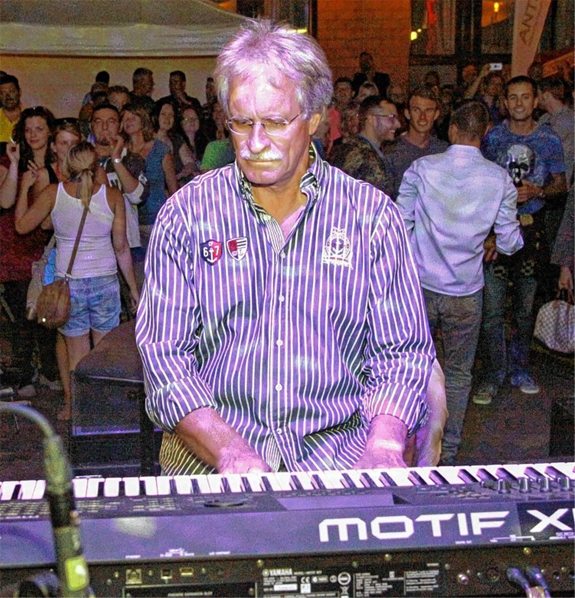 „Desperado“: Jürgen Meeh am Keyboard