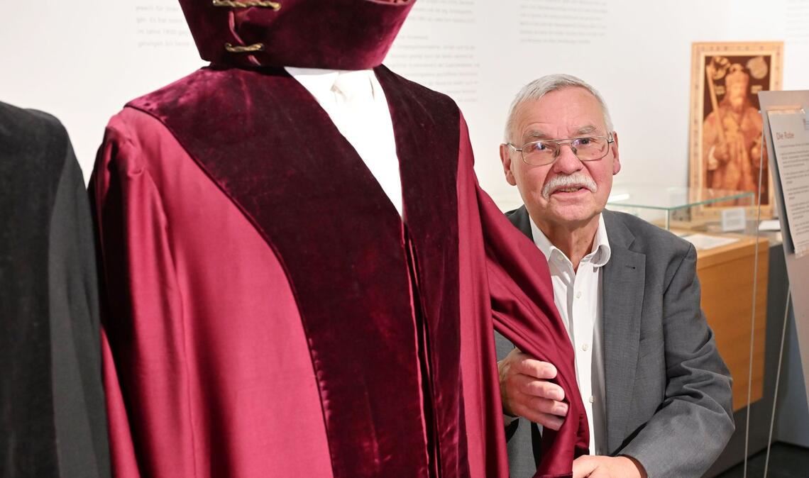 Detlev Fischer leitet das rechtshistorische Museum in Karlsruhe.