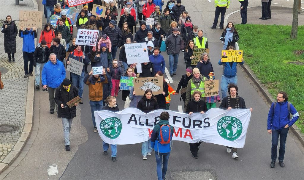 Deutlich weniger Teilnehmer als beim letzten Mal wollen am Freitagnachmittag zusammen mit „Fridays for Future“ und Verdi auf die Straße gehen. Foto: Friedrich