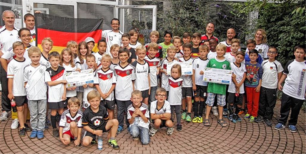 Deutschland ist Weltmeister, das füllt gleich drei Mannschaftskassen. Foto: Goertz