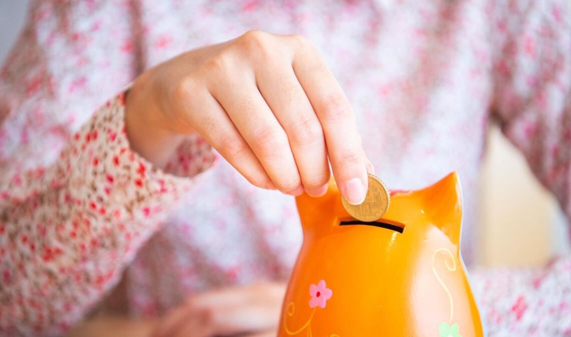 Deutschland ist traditionell ein Land der Sparer. Doch bei vielen reichen die Rücklagen nur für kurze Zeit. (Symbolbild)