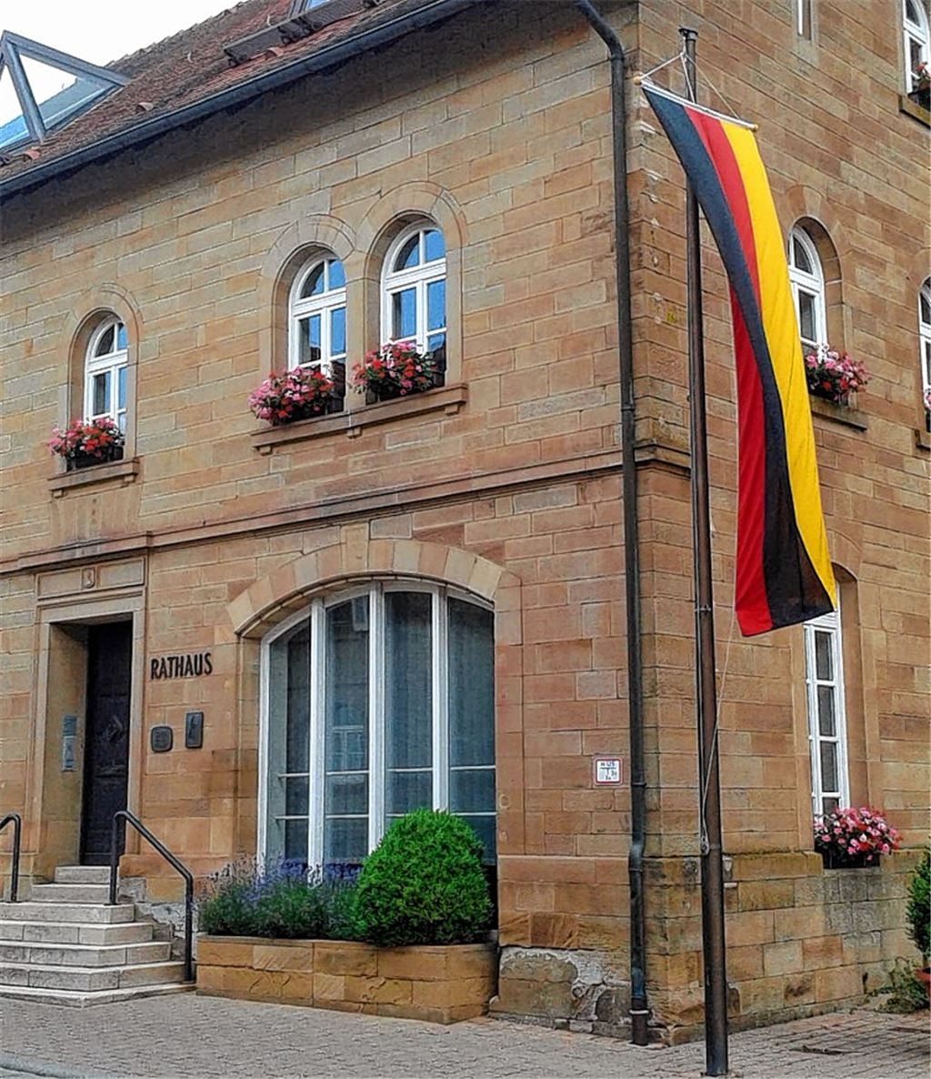 Deutschlandfahne in Sternenfels.