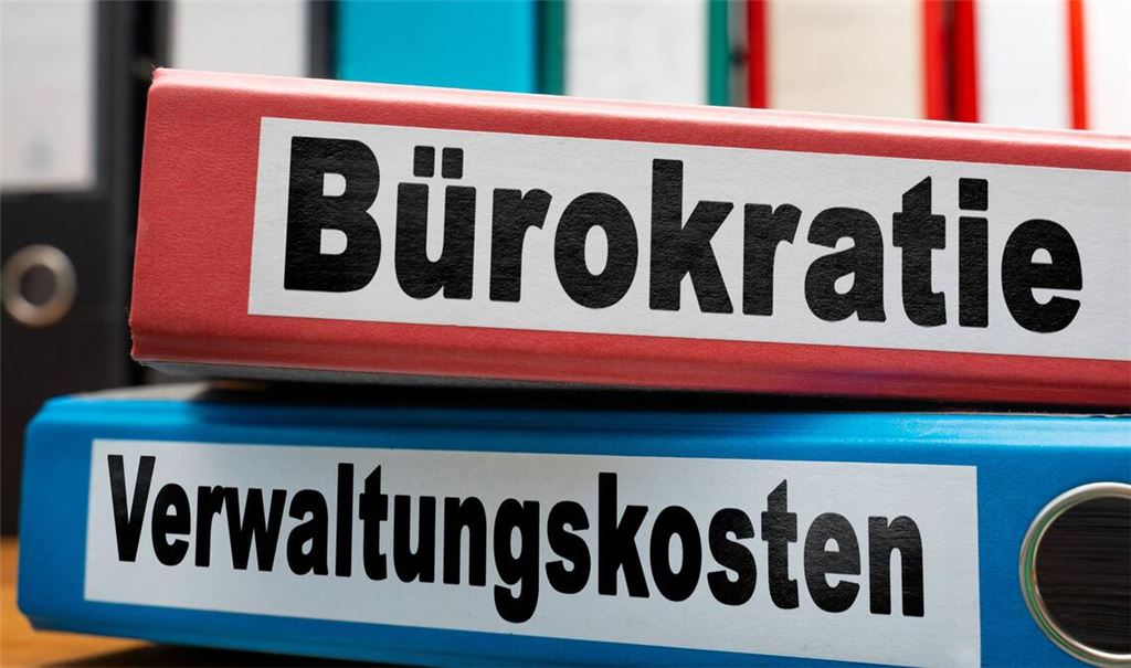 Deutschlands Unternehmen klagen über die hohen Bürokratiekosten.