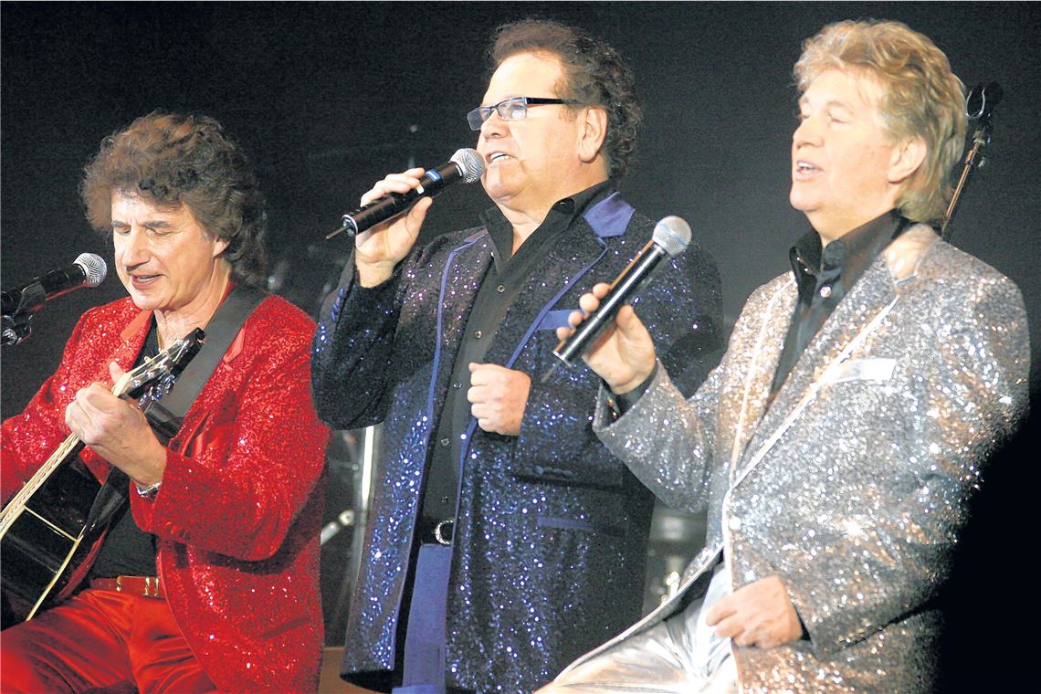 910_0008_121033_to_Flippers1_eps