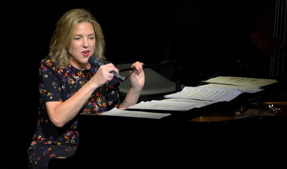 Diana Krall bei einem Konzert in Stuttgart im Jahr 2017.