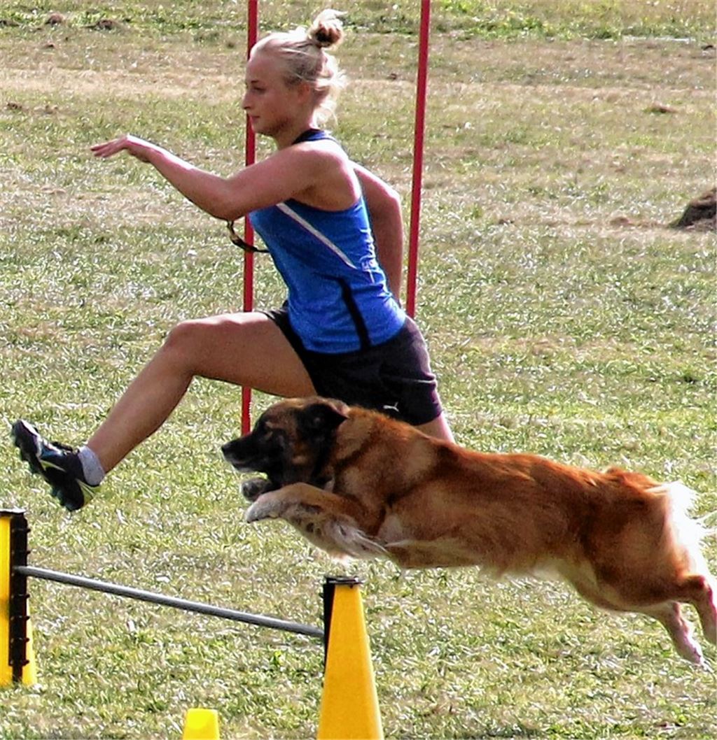 Die 17-jährige Nadja Mahler und Aila spurten in Suhl zum Titel. Foto: Heintel