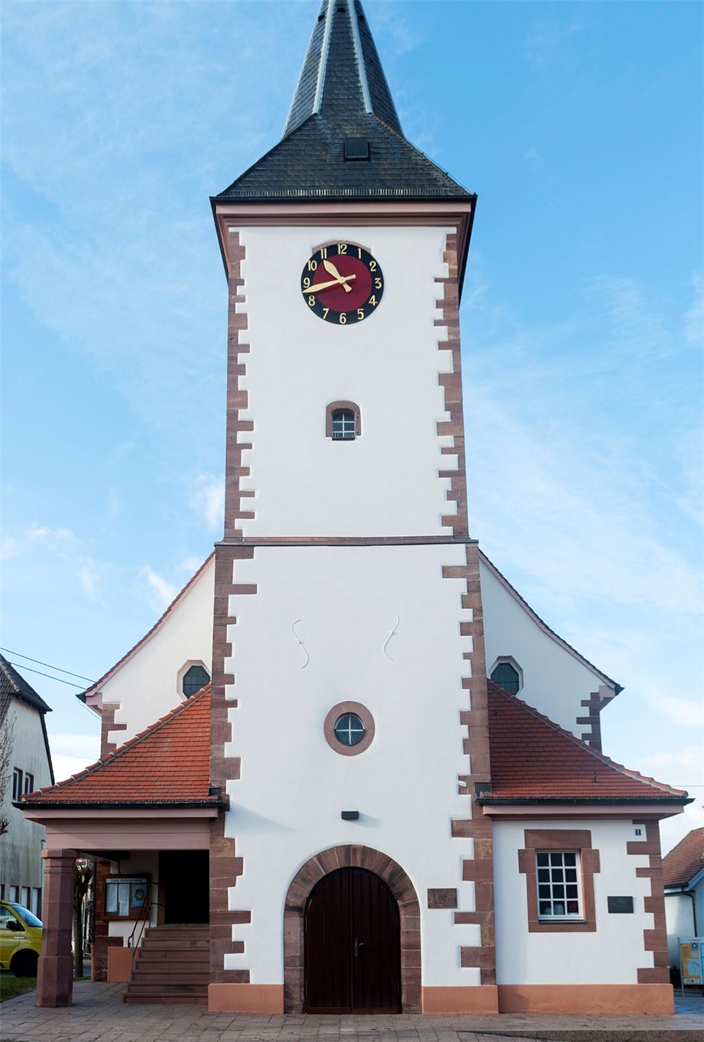 Die 300 Jahre alte Waldenserkirche in Pinache. Foto: Fotomoment