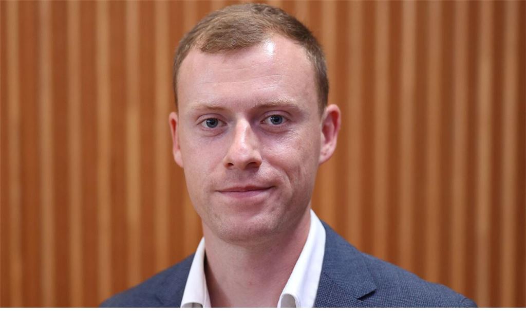 Die AfD-Bundestagsfraktion hat den Abgeordneten Jan Wenzel Schmidt im Zusammenhang mit Vorwürfen der Vetternwirtschaft ausgeschlossen.