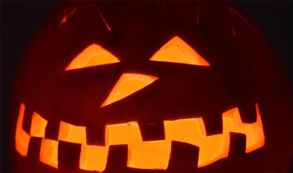 Die Associazione Internazionale Esorcisti (AIE) – der Weltverband der katholischen Exorzisten – hat vor Halloween gewarnt und es als konsumorientiertes und irrationales Fest gebrandmarkt.