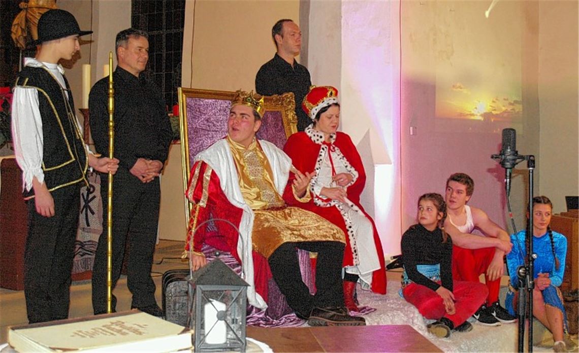 Faust-Locken locken zahlreiche Gäste an