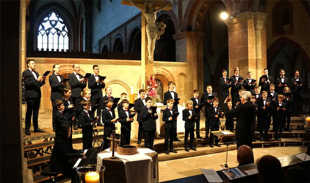 Die Aurelius-Sängerknaben Calw zeigen eindrucksvoll, mit welcher Leidenschaft sie ihren Gesang darbieten. Foto: Bastian