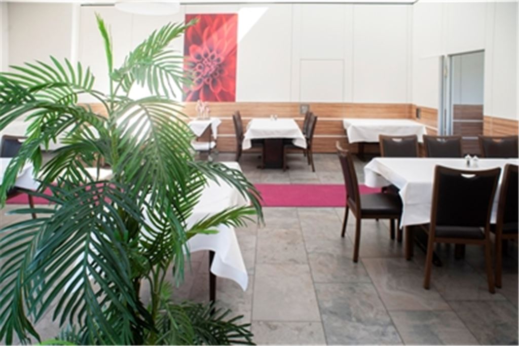 Die Aussicht auf eine erneute Schließung stimmt die Gastronomie- und Hotelbranche sorgenvoll. Foto: Fotomoment