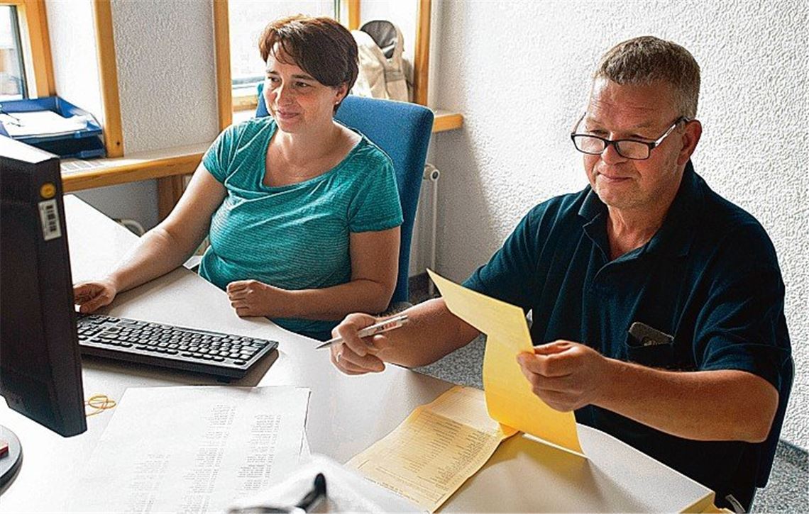 CDU und SPD verlieren jeweils drei Sitze