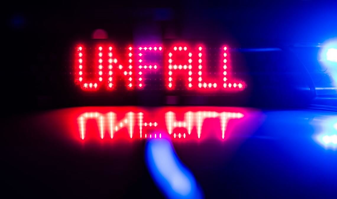 Die Autobahn A5 bei Hemsbach (Rhein-Neckar-Kreis) in Richtung Frankfurt ist  gesperrt worden (Symbolbild).