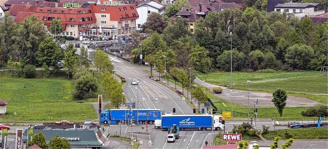 Pendler müssen mit Staus rechnen Pendler müssen mit Staus rechnen