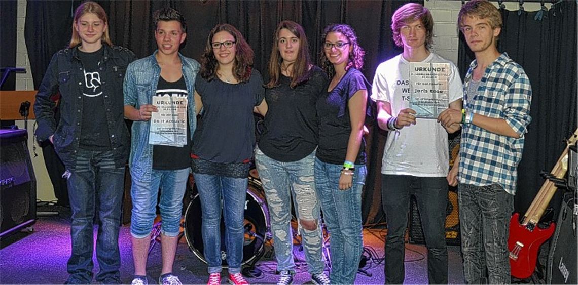 Die Bands „Do It Acoustic“ und „Joris Rose“ werden für den besten Live-Auftritt beziehungsweise das beste musikalische Zusammenspiel ausgezeichnet.