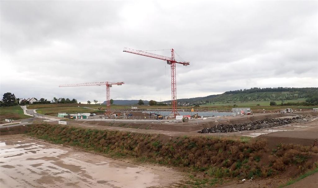 Die Baustelle für das Seniorenzentrum neben dem zentralen Quartiersplatz. Foto: privat