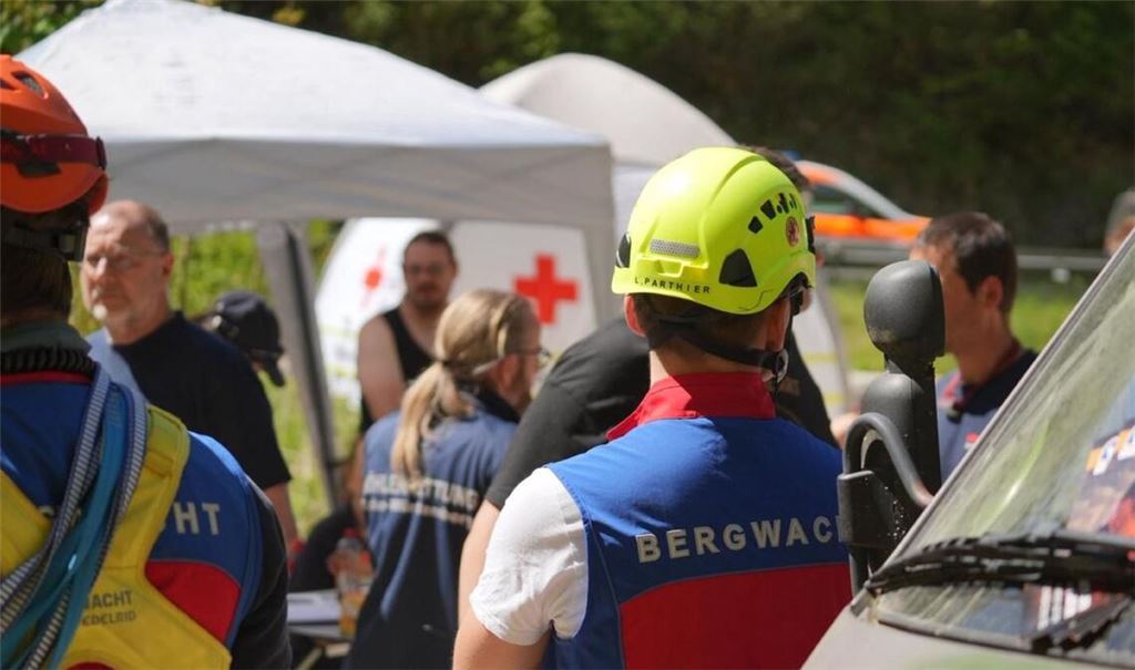 Die Bergwacht war mit einem Großaufgebot im Einsatz.