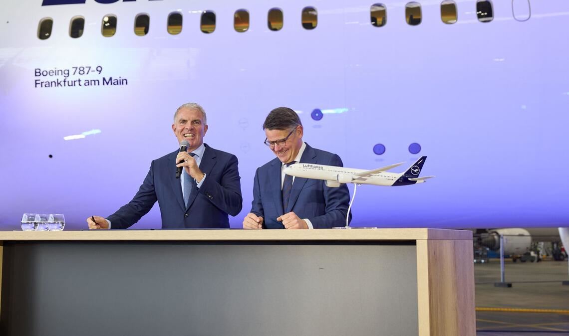 Die Boeing 787 ist bereits die siebte Lufthansa-Maschine, die den Namen des größten deutschen Drehkreuzes Frankfurt trägt.