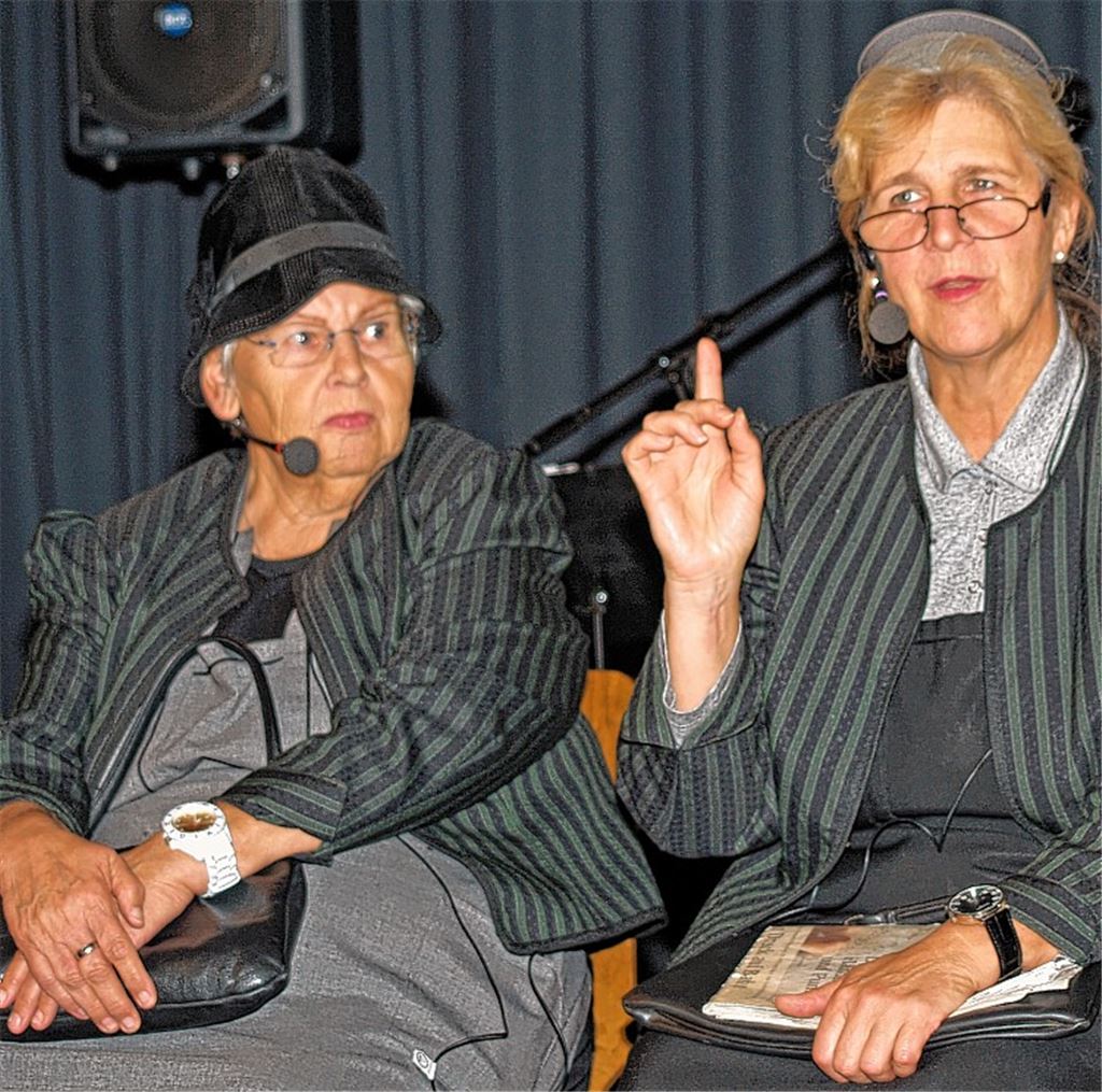 Die „Bronnweiler Weiber“ alias Friedl Kehrer und Mary Lutz knöpfen sich die Befindlichkeiten vor Ort vor. Für die musikalische Unterhaltung sorgen die „Schwoba Jazzer“.