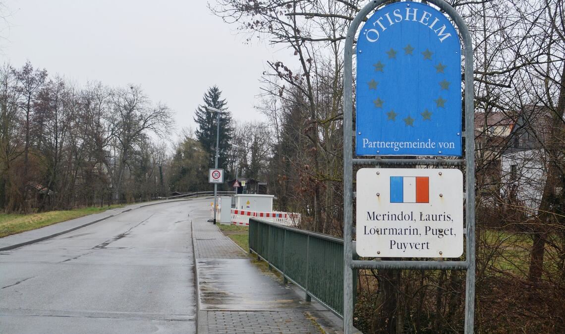 Die Brücke in Erlenbach soll in den Sommerferien saniert werden. Foto: Stahlfeld