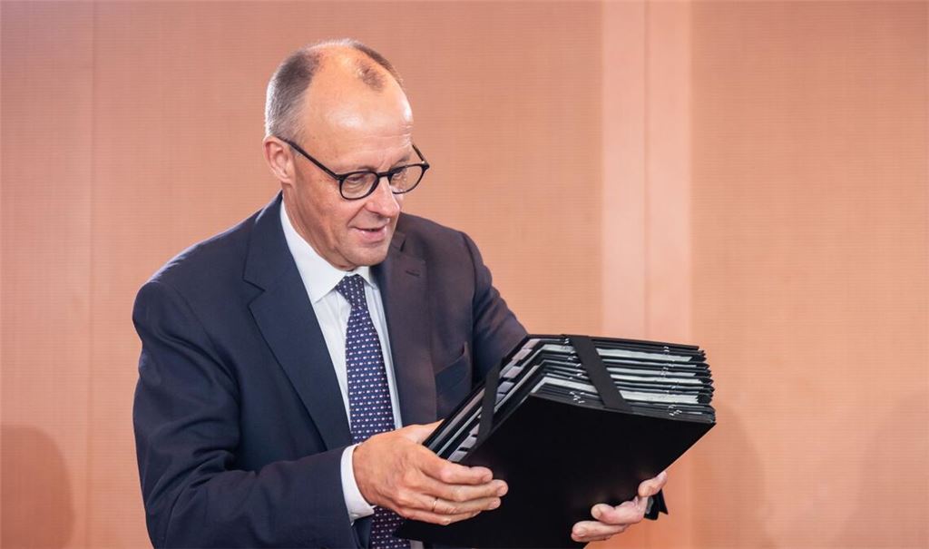 Die Bundesregierung arbeitet weiter an einer Verschärfung der Migrationspolitik. (Archivbild)