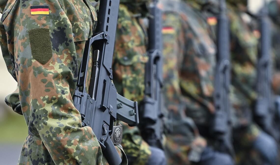 Die Bundeswehr braucht mehr Platz für Mann und Material.