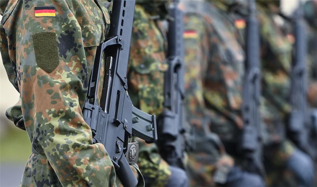 Die Bundeswehr braucht mehr Platz für Mann und Material.
