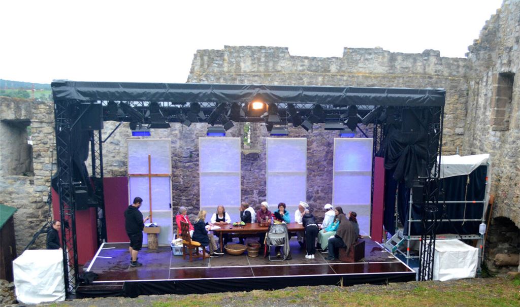 Die Burgruine soll eine Theaterbühne bleiben. Foto: Stahlfeld