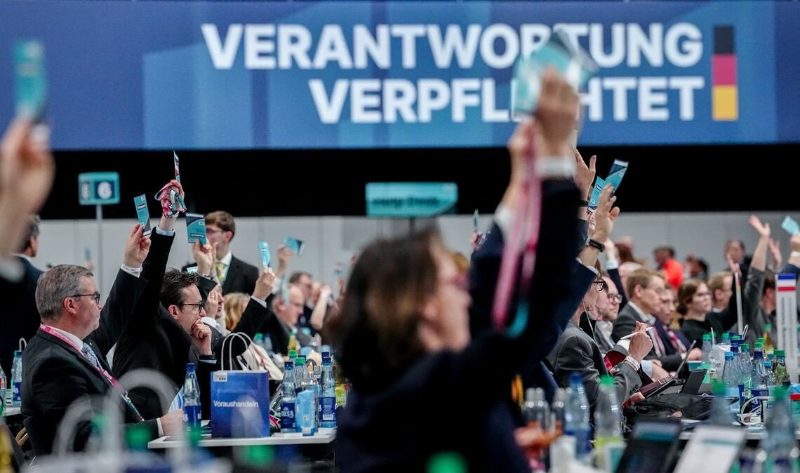 Die CDU votiert für eine Altersgrenze ab 14 Jahren für soziale Medien.