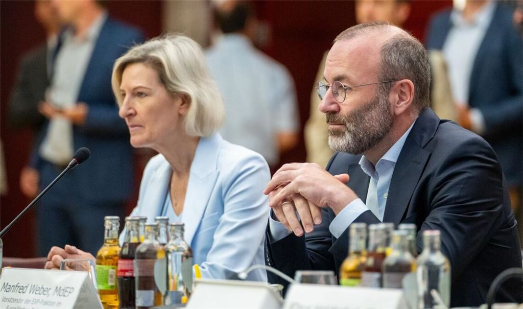 Die CSU-Politikerin Angelika Niebler ist im Europäischen Parlament Mitglied der EVP-Fraktion, die von ihrem Parteifreund Manfred Weber geführt wird. (Archivbild)