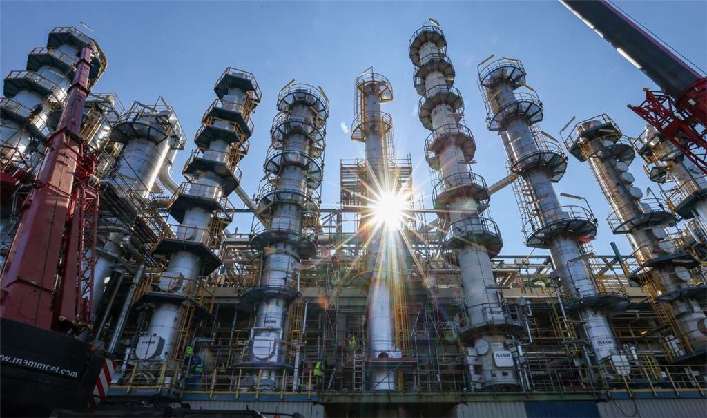 Die Chemiebranche kämpft gegen hohe Energiepreise und Wirtschaftsflaute - die Tarifverhandlungen stocken (Archivbild)