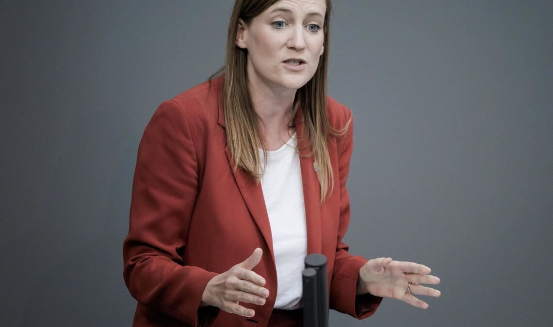 Die Co-Vorsitzende der "SPD Frauen", Carmen Wegge, warnt,  dass KI zu einem Verstärker für bereits bestehende Ungerechtigkeiten werde. (Archivbild)