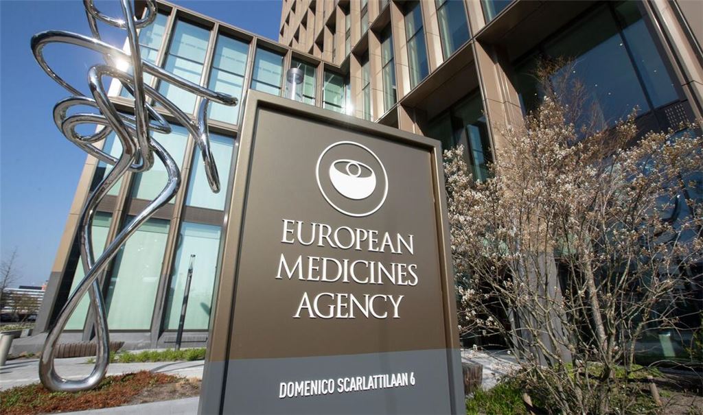 Die EU-Arzneimittelbehörde möchte, dass der Wirkstoff für Menschen ab 50 Jahren zugelassen wird. (Archivbild)