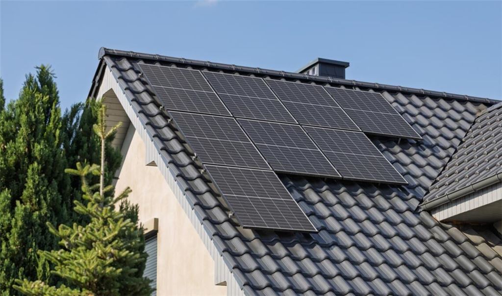 Die Einspeisevergütung für Solarstrom steht vor dem Aus. Erfahren Sie, was das für Betreiber von Photovoltaikanlagen bedeutet.